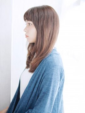 ヘアメイク ナル(hair make nalu) ショートバングのナチュラルストレートスタイル