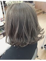 ヘアーデザイン ベルタ(Hair Design BELTA)&nbsp;外ハネ/切りっぱなしボブ/透明感グレージュ/ハイライト