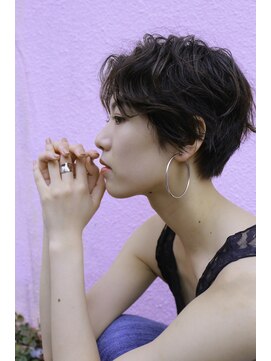 スリーアン(THREE ann.) 大人可愛い*ハンサムショート*小顔カット