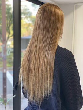 フツーロ 栄(FUTURO) プルエクステ