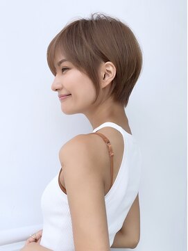 シー バイ ロンド 新宿(Sea by Lond) くびれ大人美人ショート