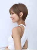 くびれ大人美人ショート