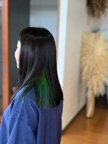 スタジオフィット(STUDIO FITTO)&nbsp;・インナーカラーグリーン/ダークグレーとともに・