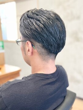 ポルム パプリカ(polum paprika) メンズバーバースタイル刈り上げ大人ビジネスマン清潔感