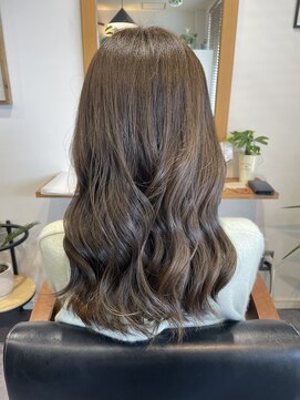 ダズリン バイ リー(Dazzlin by Ly) オリーブカラー