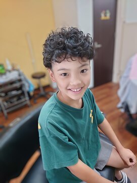 カットショップ トイボックス(CUT SHOP ToyBox) キッズパーマ