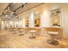 ◆平日は１０時から２２時、土日祝日は９時から２１時まで営業しております◆