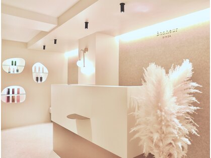ボヌール 銀座並木通り店(Bonheur)の写真