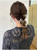 編み下ろしアレンジ　結婚式　おくれ毛　ルーズアレンジ