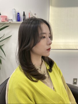 アイズ 横浜(IS) 横浜/レイヤーカット/ミディアムヘア