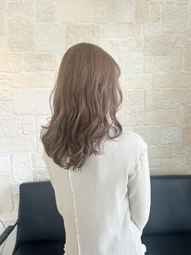 ヴァン カウンシル 川口店(VAN COUNCIL) 明るめベージュカラー×巻き髪ヘア