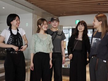 アオイ(aoi.)の写真/相談しやすい女性スタイリストが多数在籍◎日々頑張っている貴女を癒してくれるサロン♪