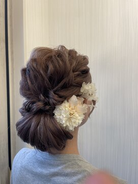 フォー スウィート(For sweeT) ふんわりシニョン