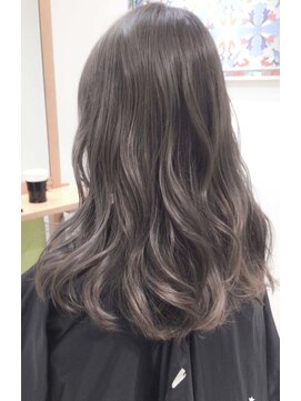 デイズ(days) ☆重めロングレイヤーカット美髪オフィスヘア