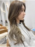 〈Tierra毛利仁美〉ハイライトカラーで外国人風ヘアスタイル
