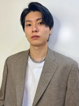 メンズカットでも人気の実力派サロン！定番から最新ヘアまで、幅広い希望に応えてくれる☆