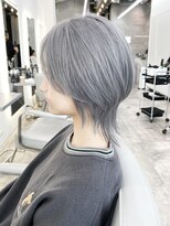 ダブルトーキョー シブヤ(W-TOKYO SHIBUYA)&nbsp;ショートウルフカットレイヤーカットボブカットハイトーン
