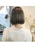 ナチュラル切りっぱなしボブ