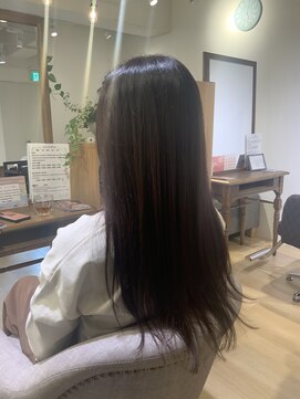 ユーネリー(U-NERY) ロングのレイヤースタイル