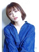 ブルーグレージュ×ぶつ切りボブ×アンニュイヘア×セシルカット