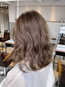 フレームプラス 御堂筋難波店(FRAME +) 王道可愛い！『ミルクティーベージュ』☆