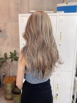 ミラク 町田(MIRAC)&nbsp;【MIRAC町田店】地毛が胸ぐらいからシールエクステ70枚でロング