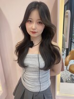 ボタン シブヤ(VOTAN SHIBUYA)&nbsp;アッシュ/グレージュ/韓国ヘア/渋谷/レイヤー/顔まわり