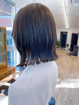 セイドット リー(Say. Ree) Say.ree 切りっぱなしボブ グレーベージュ 縮毛矯正 表参道 原宿