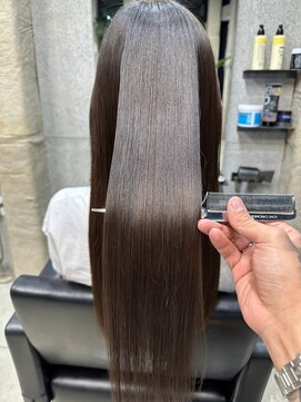 オーバー 三軒茶屋(OVER→) 【オーバー三軒茶屋】髪質改善/縮毛矯正口コミ人気第1位◎