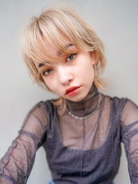 ギークス(GEEKS) 【GEEKS渋谷】ショートウルフ/ナチュラルブロンド/春夏ヘア/小顔