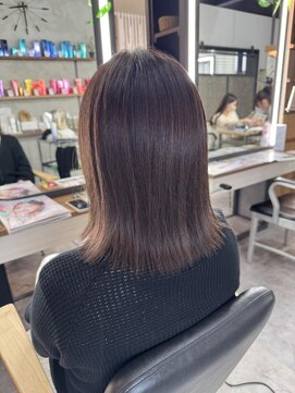 アングゥイー(ungu iE) 切りっぱなしボブ