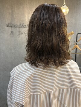 ブルームヘアー(bloom hair) 波巻きパーマ