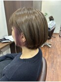 ショートボブ×イヤリングカラー