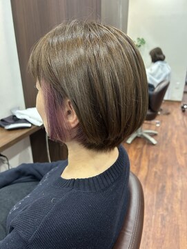 リアンズ(Lien's) ショートボブ×イヤリングカラー