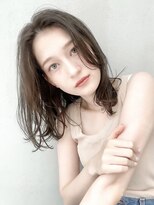 ギークス(GEEKS)&nbsp;【GEEKS渋谷】ハッシュカット/ミディアムレイヤー/冬カラー/小顔