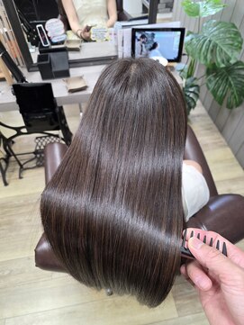 ブルーフィン シセロ(Blue Fin cicero) 40代からのうねりやパサつき改善のトリートメントケア