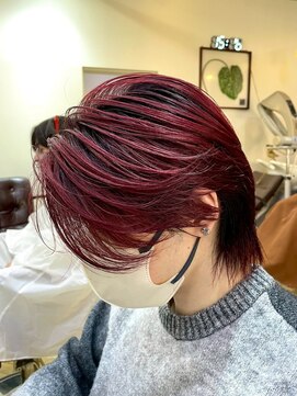 レボルトヘアー(R EVOLUT hair) MEN’S HAIR/波巻きツイストスパイラル/リバースセンターパート