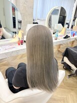 リアン 上尾店(Rien)&nbsp;透明感たっぷりグレージュカラー