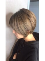 ラトリエ ブロカント 立川北口店(L'atelier BROCANTE)&nbsp;マーメイドアッシュ　マッシュ　ミニマムボブ　ショートボブ