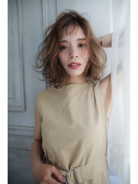 クロレ(CLORE) 無造作カールイルミナカラー小顔ボブディ