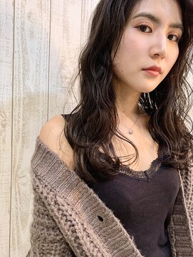 アミ カシワ(ami kashiwa) 透け感黒髪wave