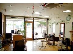 HAIRSALON cil【ヘアーサロンスィル】