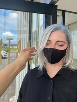 アース 酒田店(HAIR&MAKE EARTH)&nbsp;水色カラーホワイトカラー