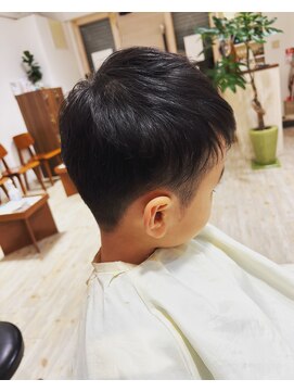 ルーツヘアー(Roots hair) ツーブロック