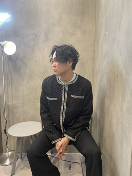 ワッツユアヘアストーリー(What’s your hair story) メンズカット/センターパート/メンズパーマ/パーマ