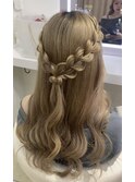 耳出さないハーフアップ