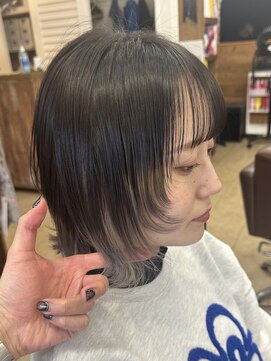 ラブリッシュ(LOVERICHE) (ウルフ必見！)顔周りレイヤー！毛先シルバー！