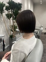 クロ(Chro)&nbsp;切りっぱなしボブ