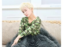 ワンランク上の「いつもと少し違う」ヘアカラーも！