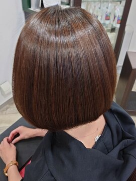 アライブ(ALIVE) ツヤ感ローグラボブ